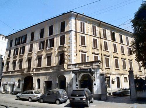 Hotel Minerva Milano Esterno foto