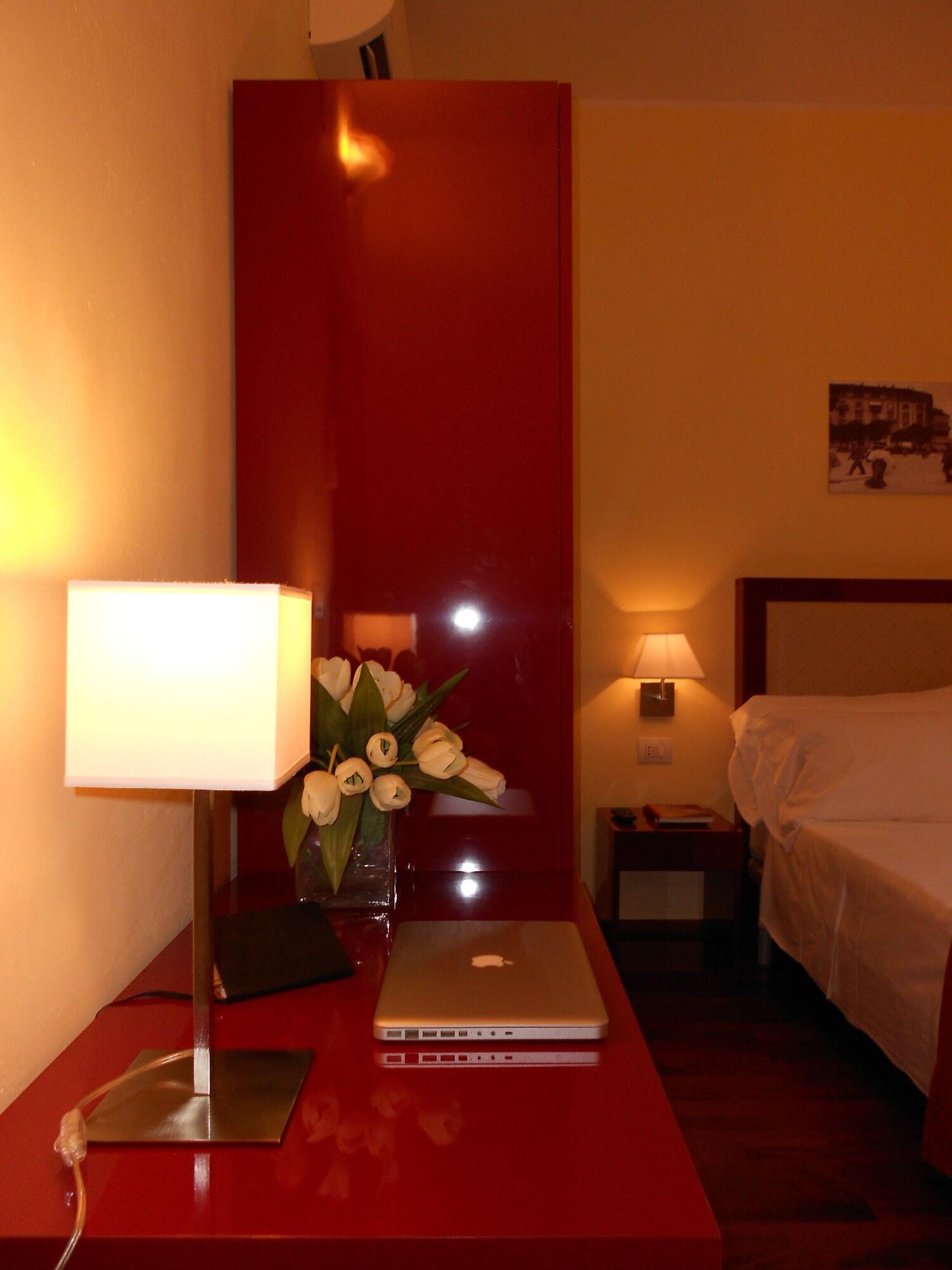 Hotel Minerva Milano Esterno foto