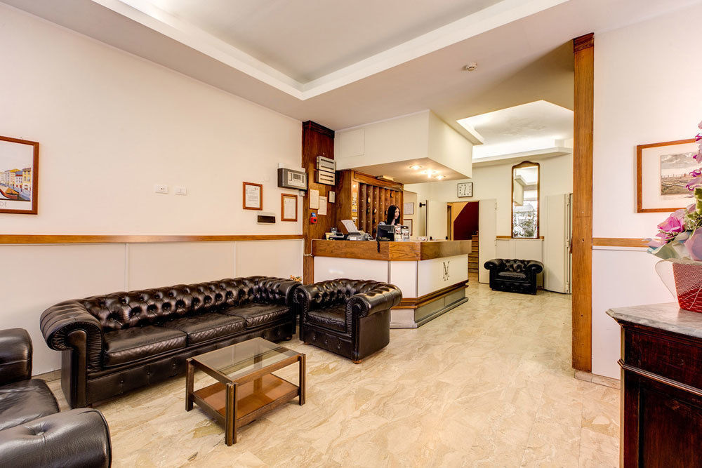 Hotel Minerva Milano Esterno foto